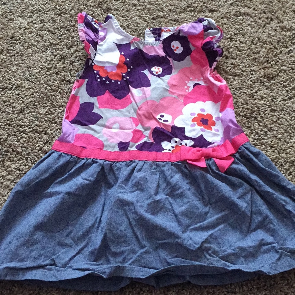 Fun summer dress size 12-18mo